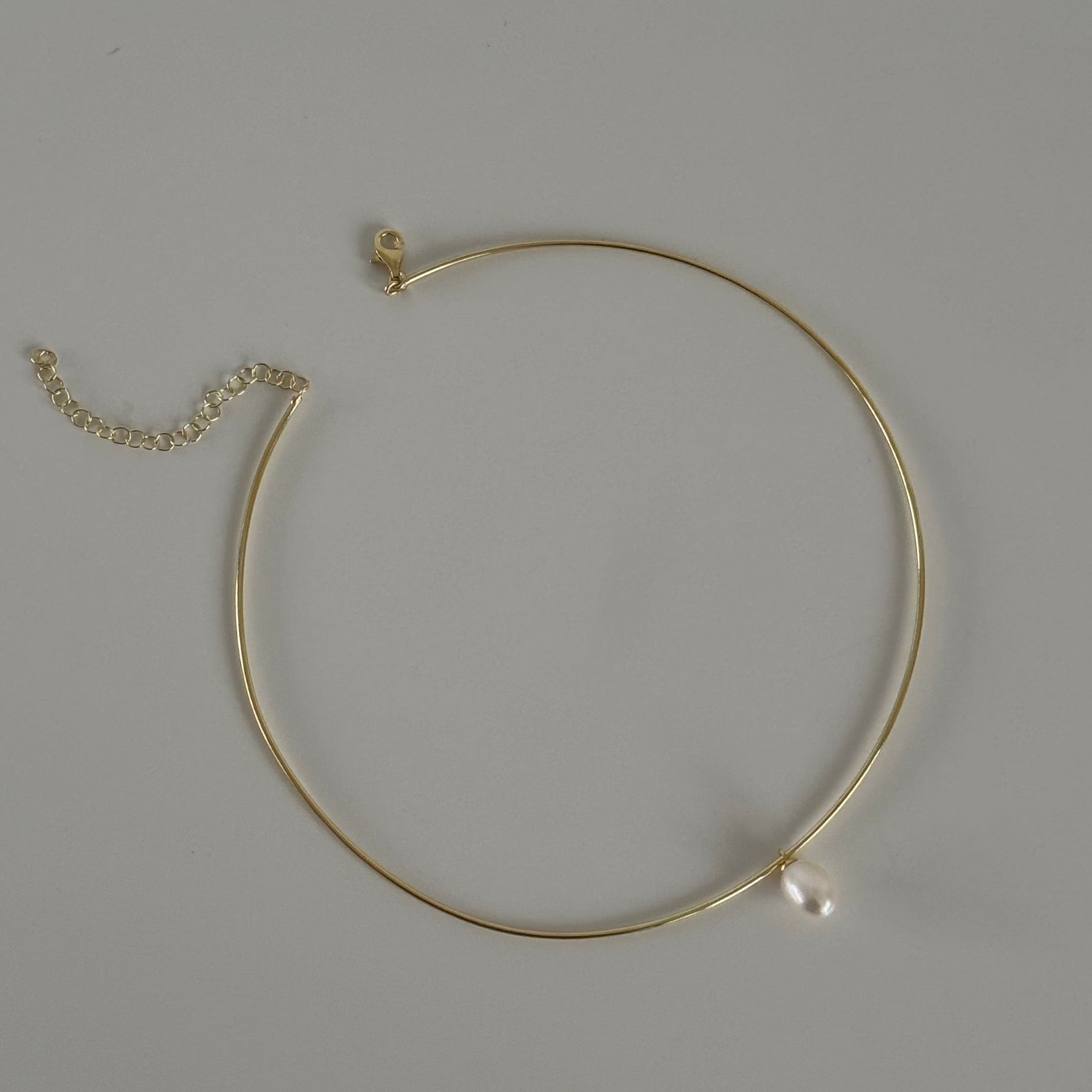 İNCİLİ CHOCKER