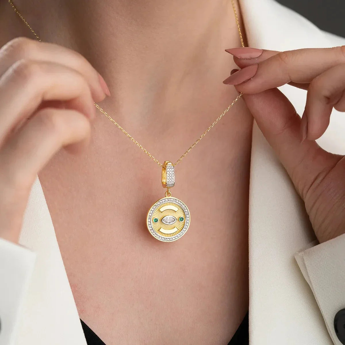 RUBY MOON KOLYE