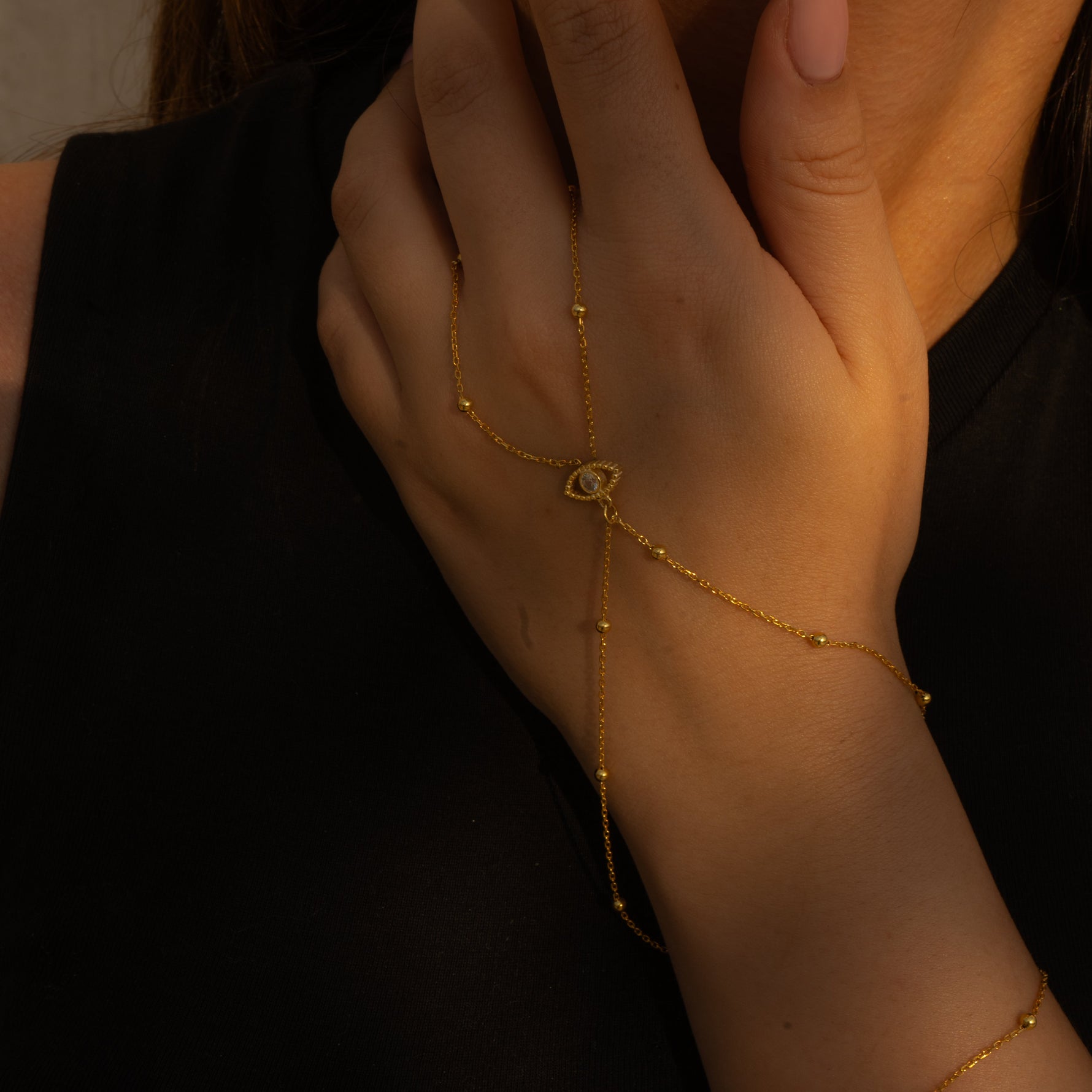 SHİNE EYE MODEL ŞAHMERAN