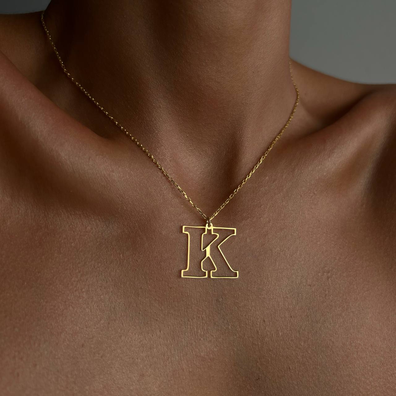 ÇERÇEVE HARF KOLYE