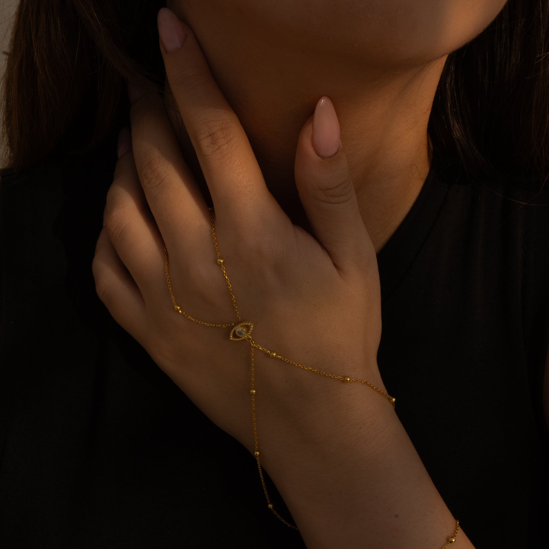 SHİNE EYE MODEL ŞAHMERAN
