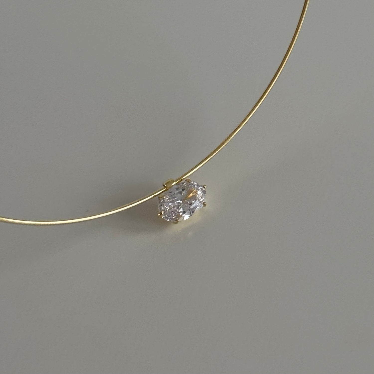 OVAL TAŞ CHOCKER
