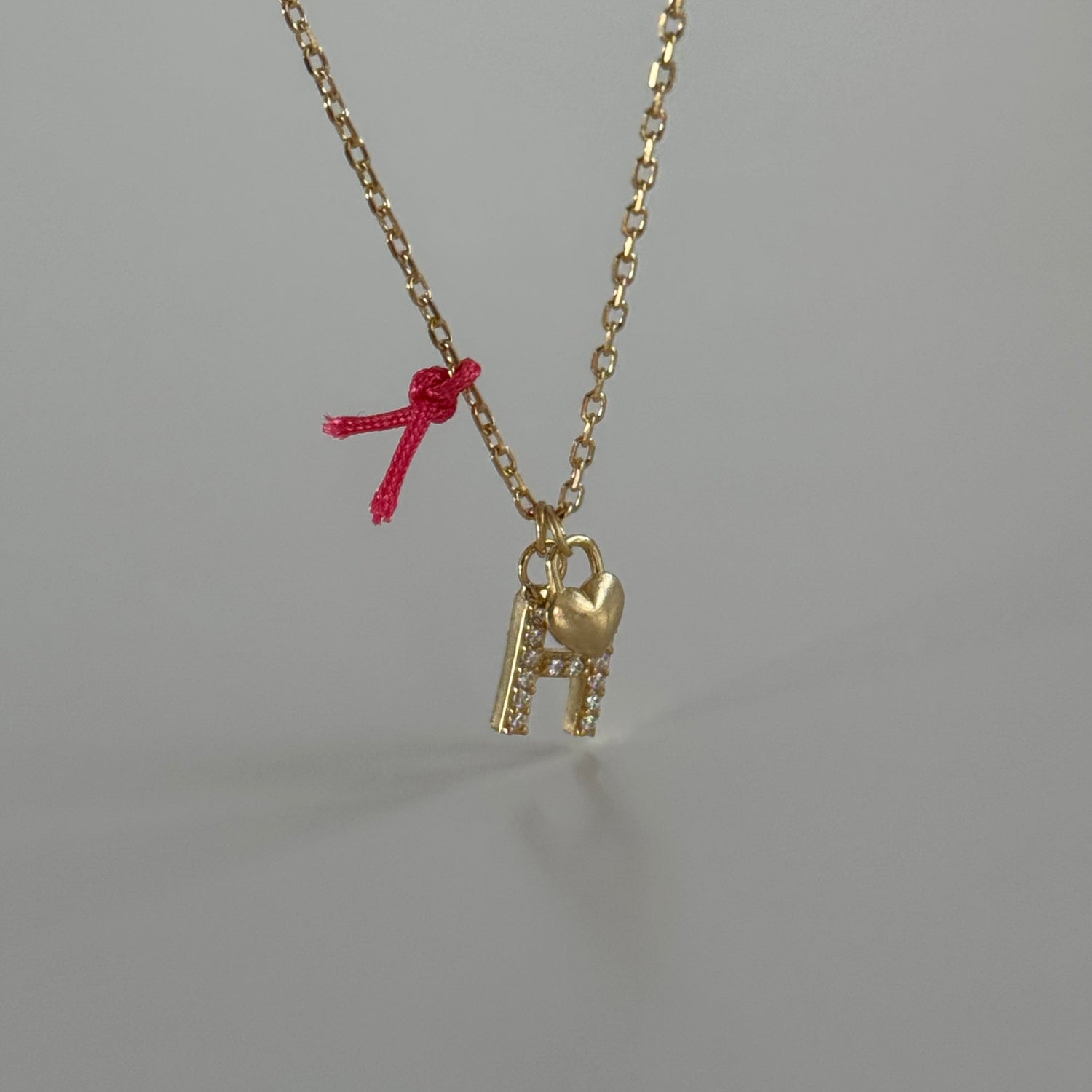 ŞANS İPLİ HARF KOLYE