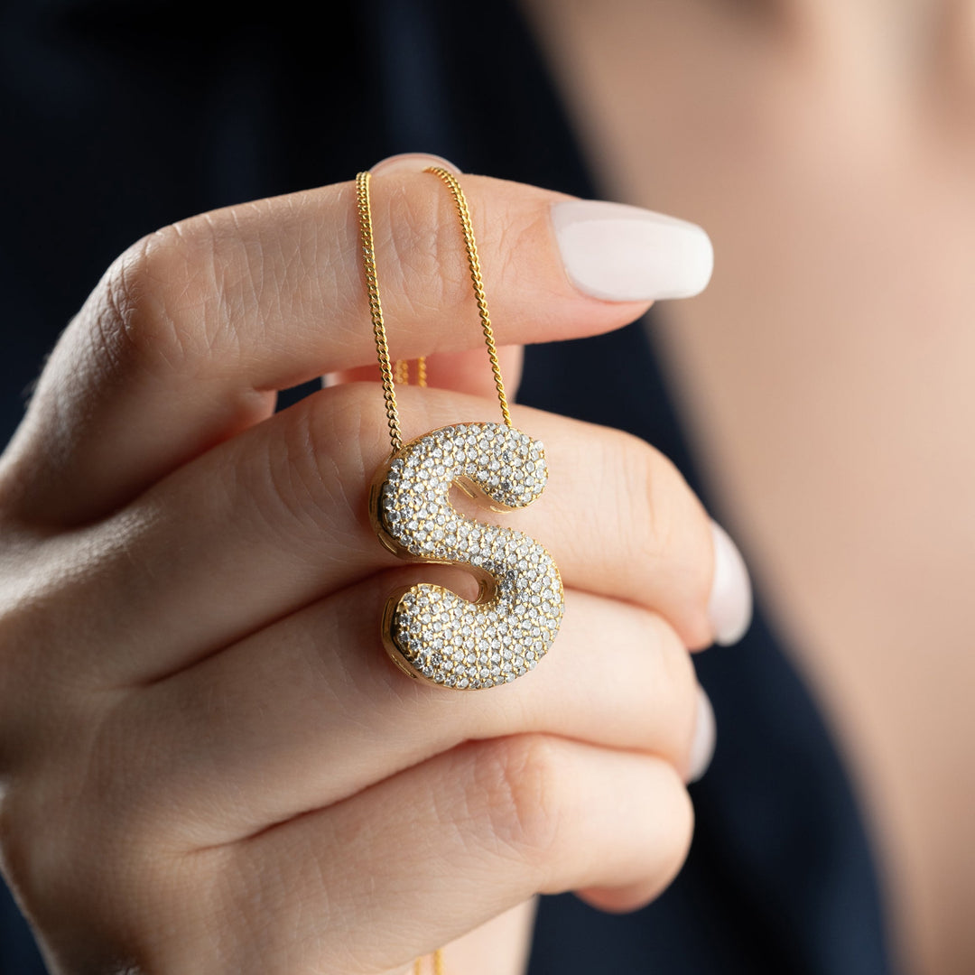 TAŞLI BÜYÜK ASİMETRİK HARF KOLYE