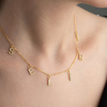 ZİRKON MİNİ HARFLİ CHOCKER KOLYE