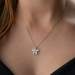 TAŞLI PAPATYA KOLYE