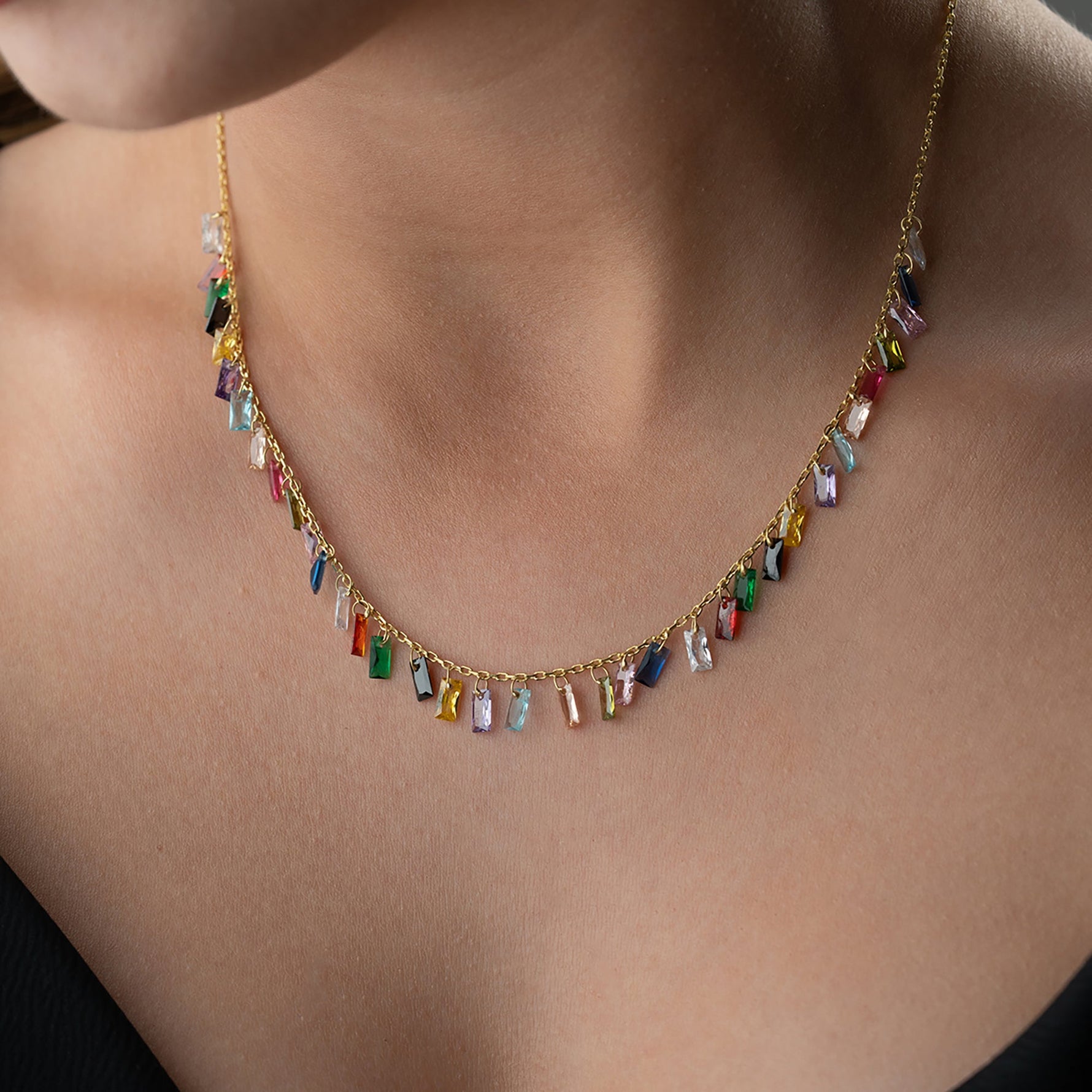 RENKLİ BAGET TAŞLI KOLYE