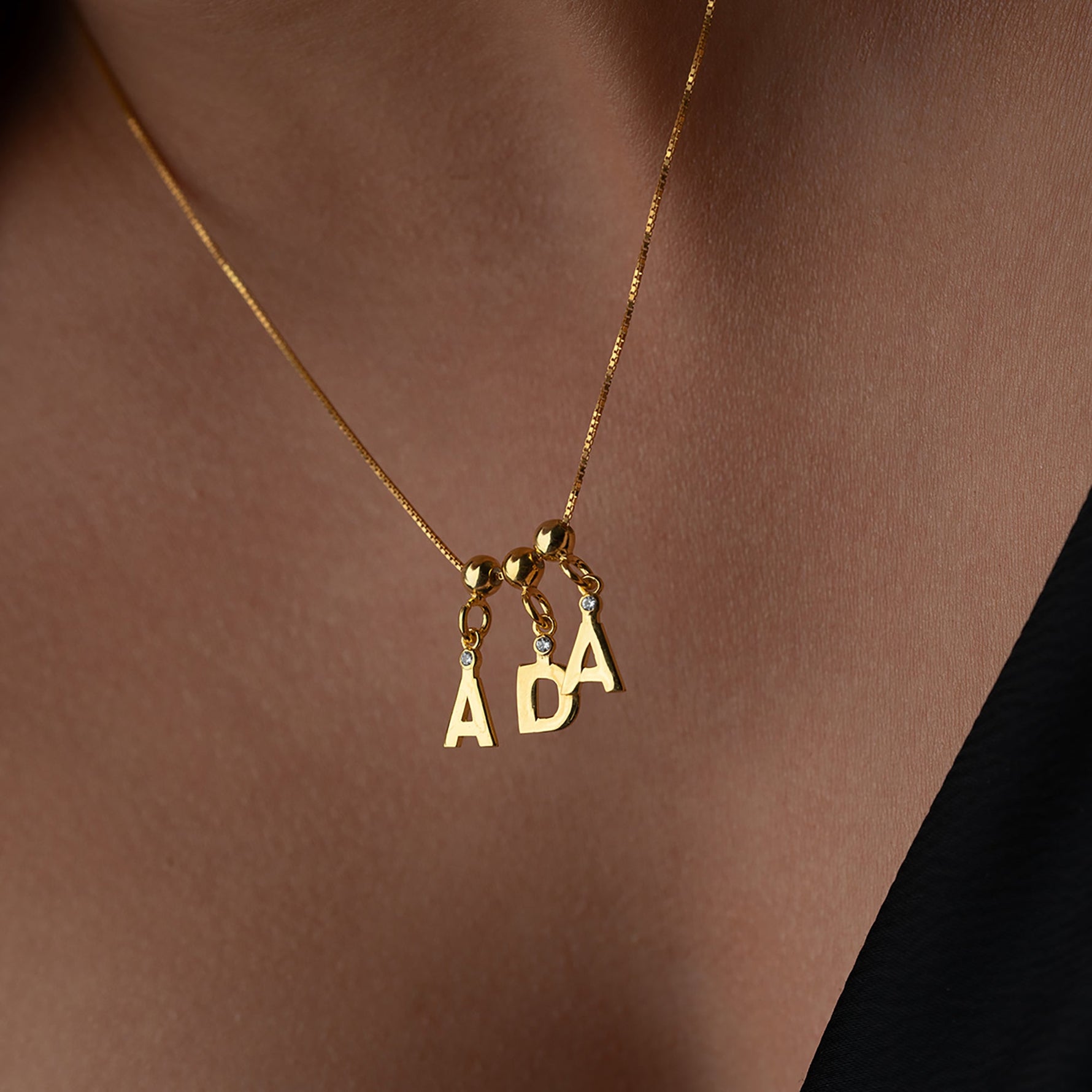 TAŞLI MİNİ İSİM KOLYE