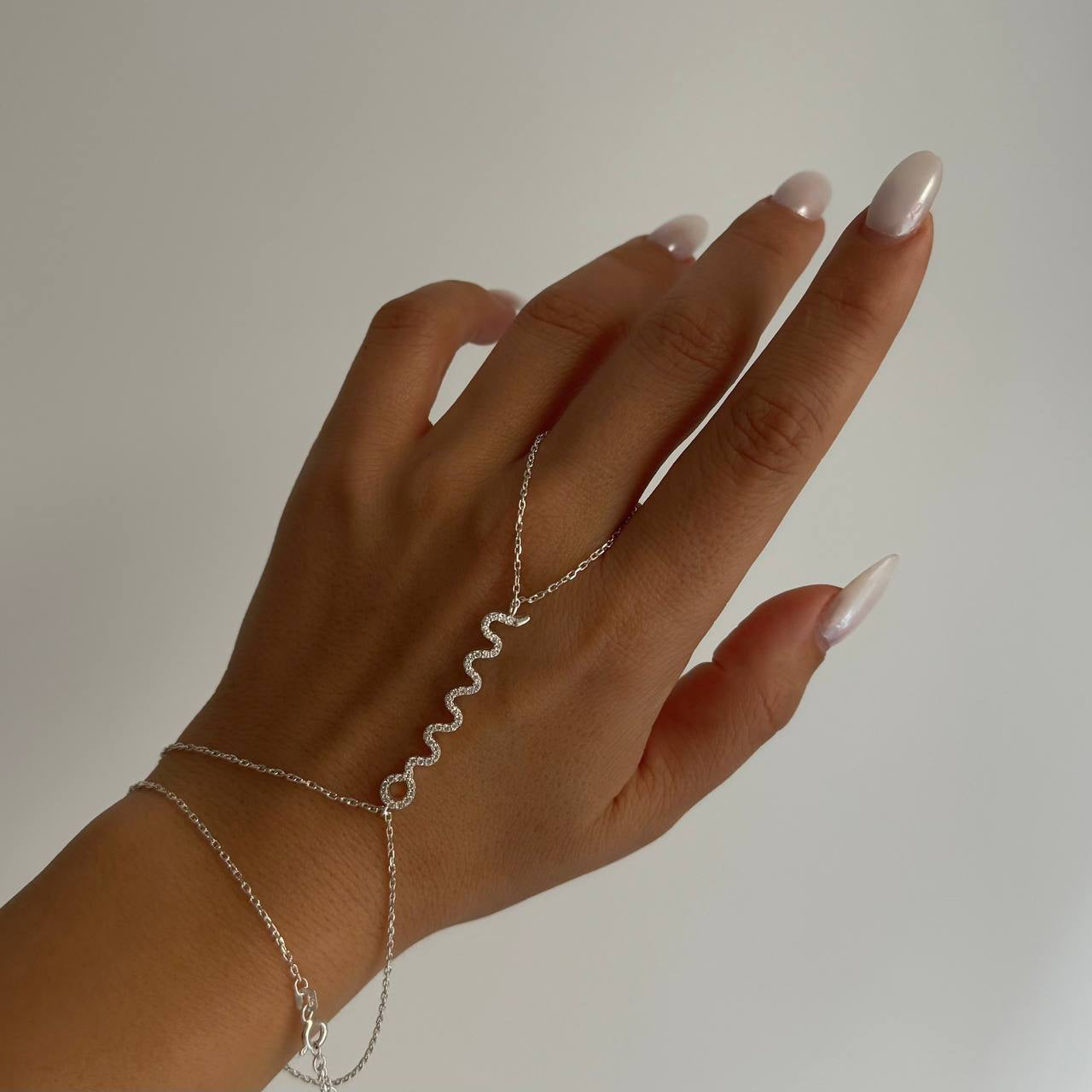 YILAN MODEL ŞAHMERAN
