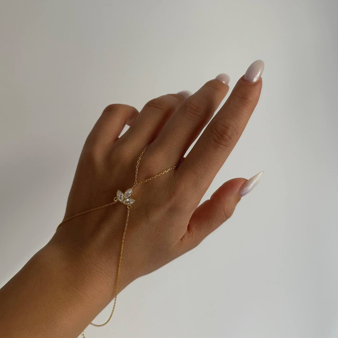 LOTUS ÇİÇEĞİ ŞAHMERAN