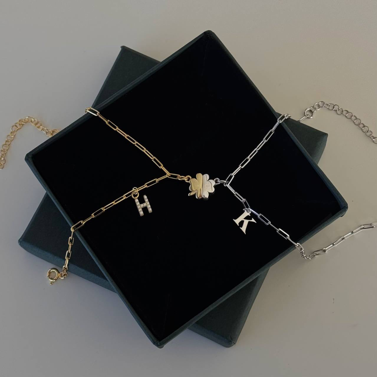 MAGNETIC CLOVER LETTER DOUBLE COUPLE BRACELET | 925 SILVER GOLD PLATED