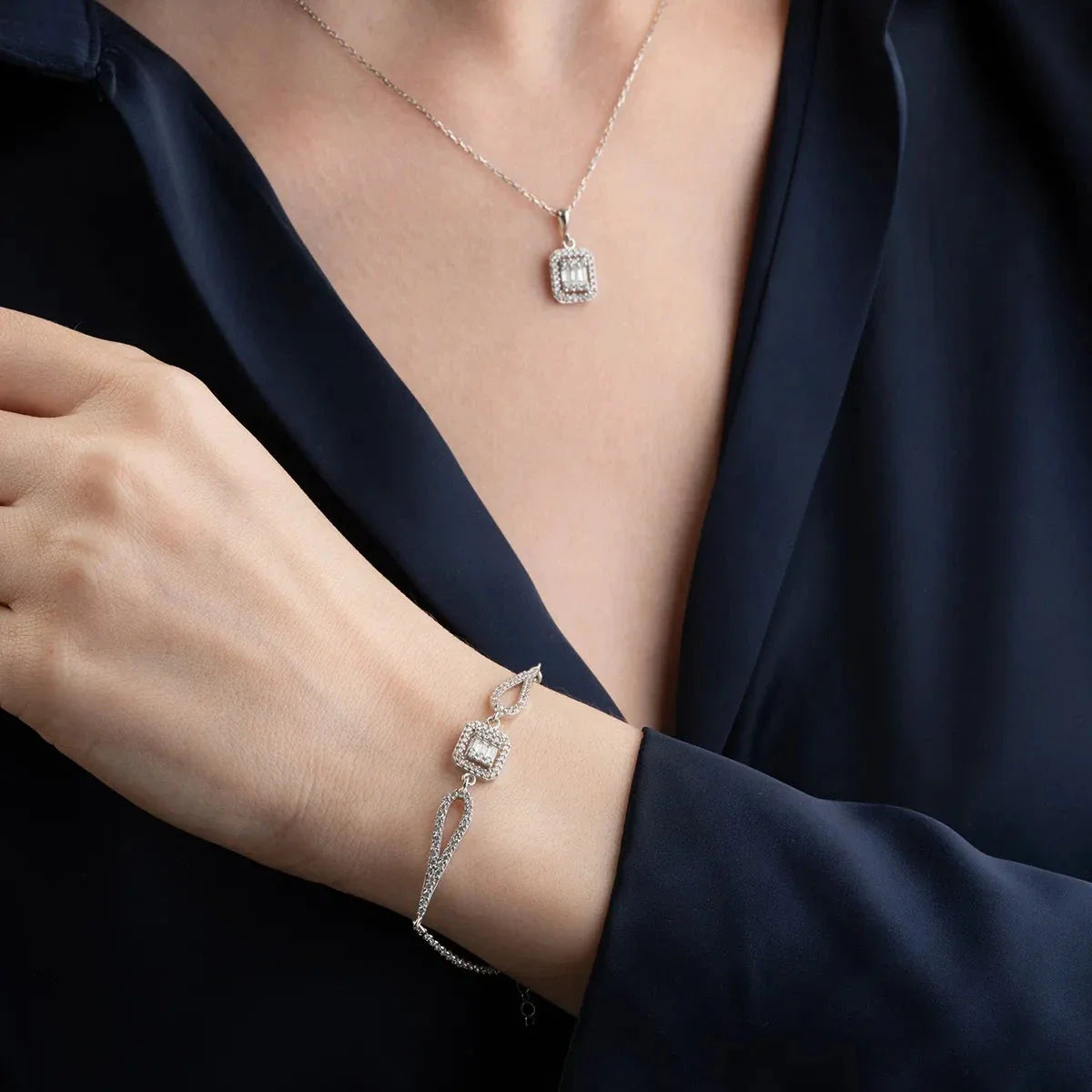 Tektaş Montür Baget Taşlı Kolye-Bileklik Set | 925 Ayar Gümüş
