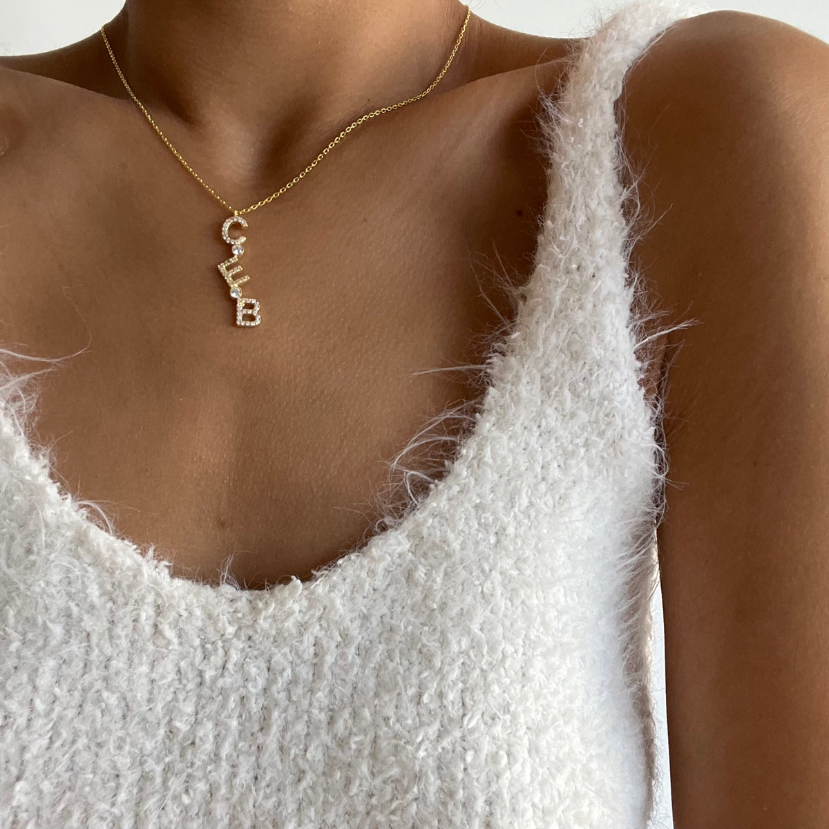 Kişiye Özel Zirkon Taşlı Harfli Dikey Choker Kolye | 925 Ayar Gümüş