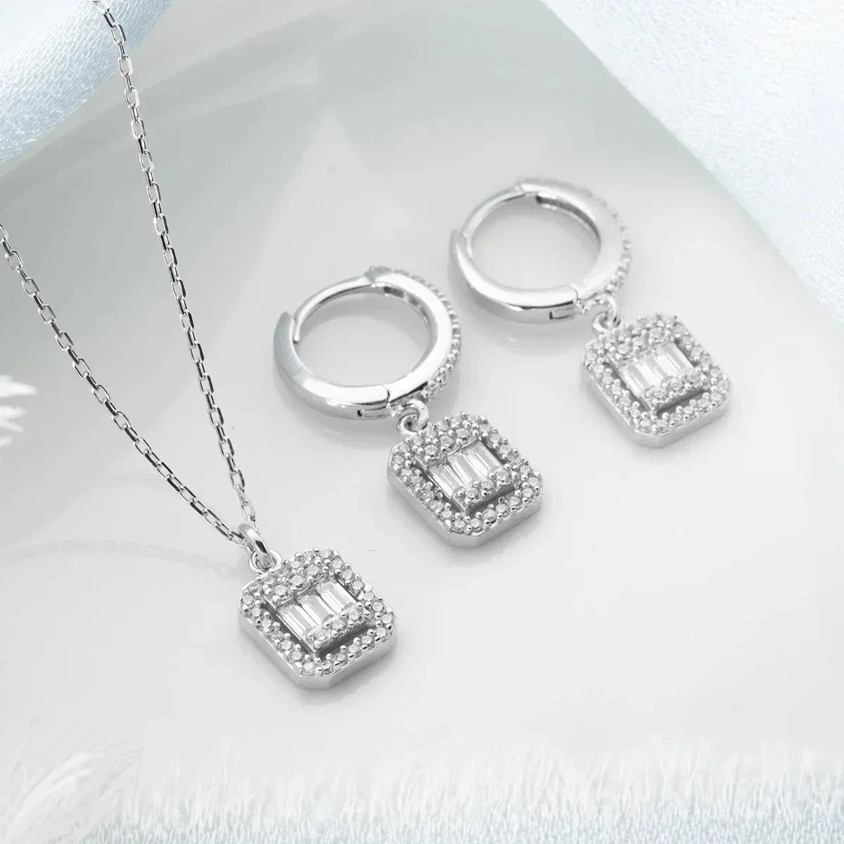 Zirkon Taşlı Baget Kolye-Küpe Set | 925 Ayar Gümüş