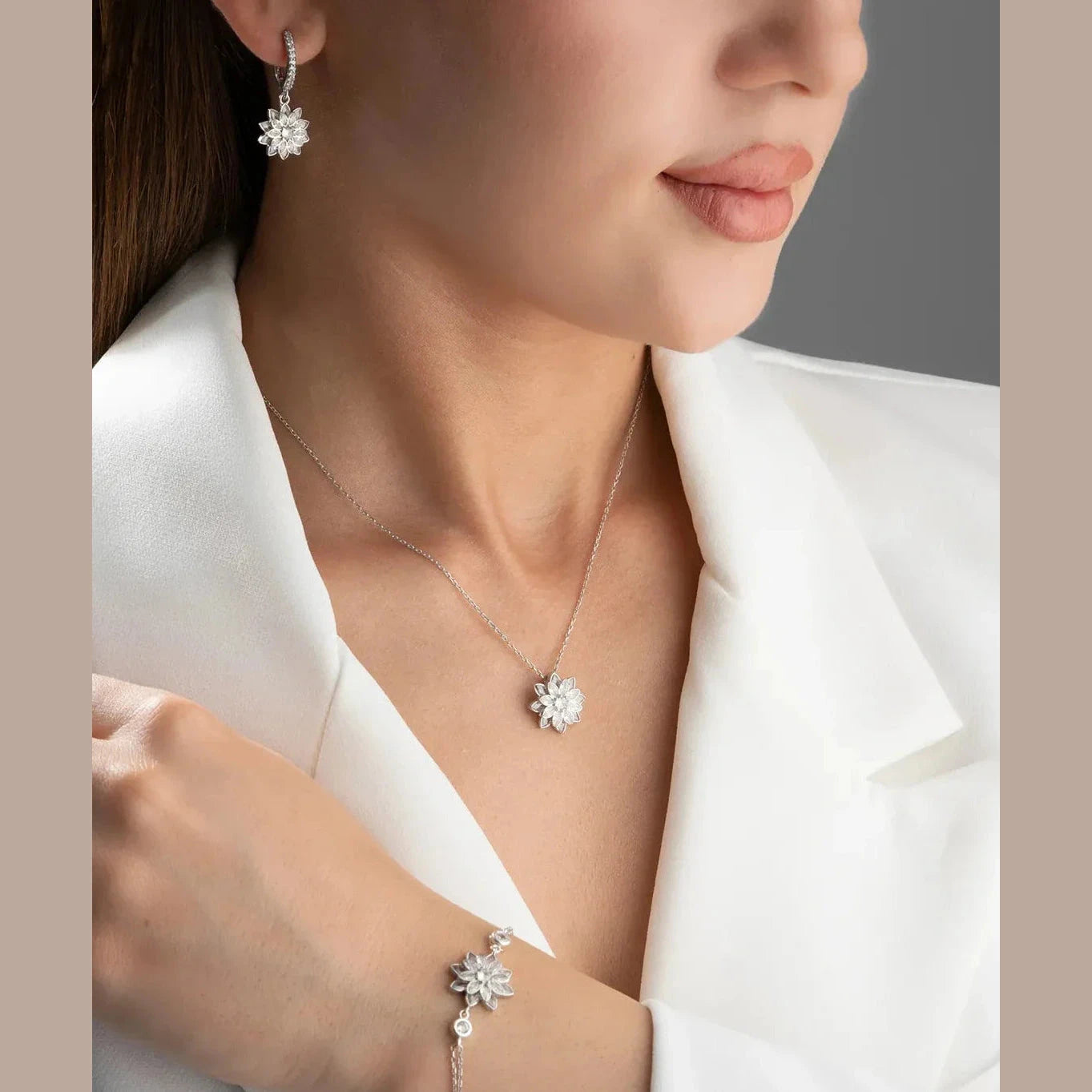 Lotus Çiçeği Kolye-Küpe-Bileklik Set | 925 Ayar Gümüş